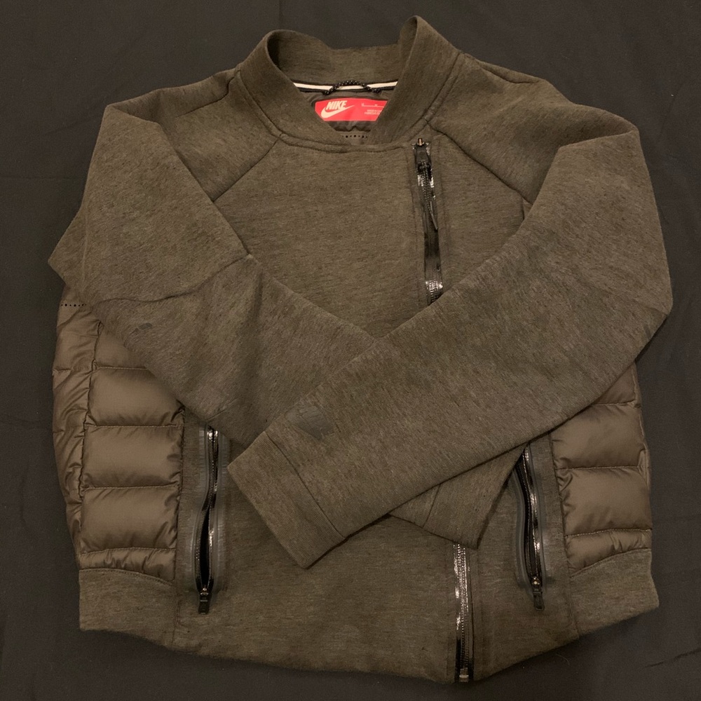 800 Nike Aeroloft Women’s Jacket